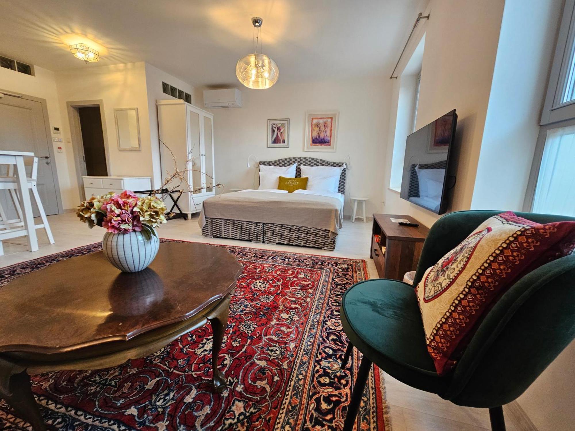 Arkady Hof Hotel Stupava Room photo