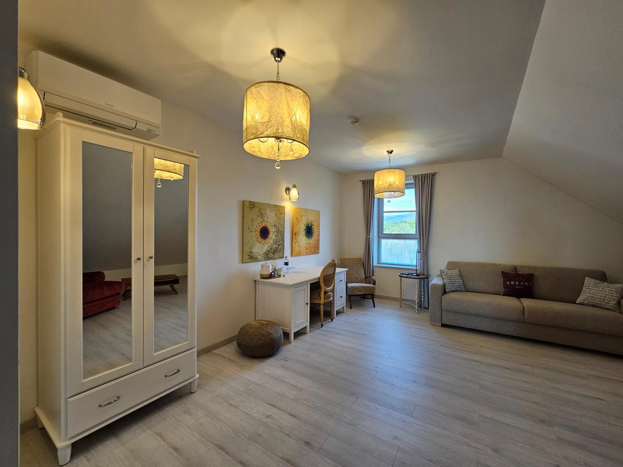 Arkady Hof Hotel Stupava Room photo
